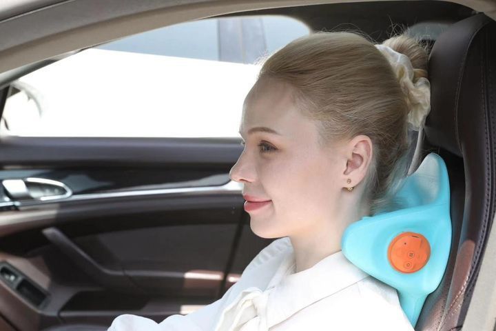 Електричний масажер для шиї LY-471 SPIN PILLOW для зняття м'язової напруги 2052945 фото