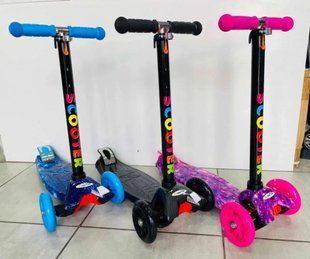 Самокат Scooter з підсвічуванням коліс для дівчинки та хлопчика 3 кольори 252036Z фото