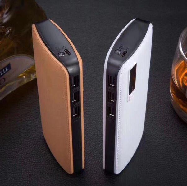 Портативне зарядне 20000 mahc екраном 3 USB + ліхтарик, павер банк, Power Bank mu252639 фото