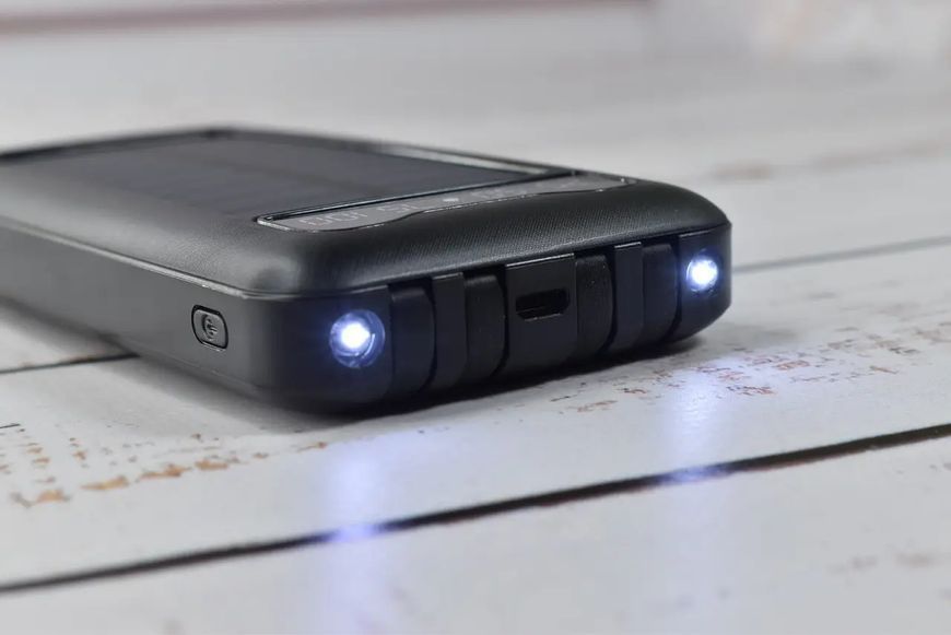 Павербанк Solar Power Bank із сонячною батареєю + ліхтарик 20000 mAh Solar фото