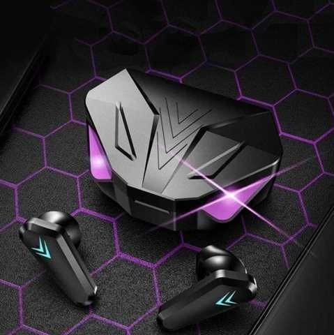 Бездротові ігрові навушники X 15 з RGB LED підсвічуванням та шумоподавленим 2128675 фото