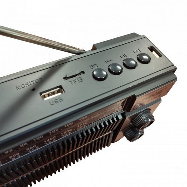 Портативний радіоприймач на акумуляторі з сонячною панеллю Rotosonic XB-122URT USB TF 237EL-8126 фото