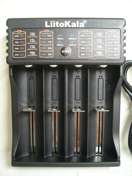 Зарядний пристрій LiitoKala Engineer Lii-402 sp8899 фото
