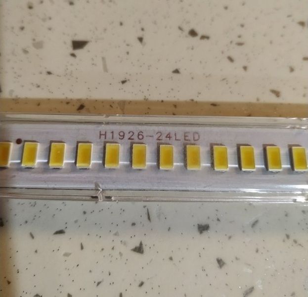 Міні ліхтарик на 24 світлодіоди, USB лампа, LED світильник R528 фото