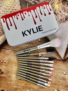 Набір кистей для макіяжу KYLIE 12 штук sp333402 фото