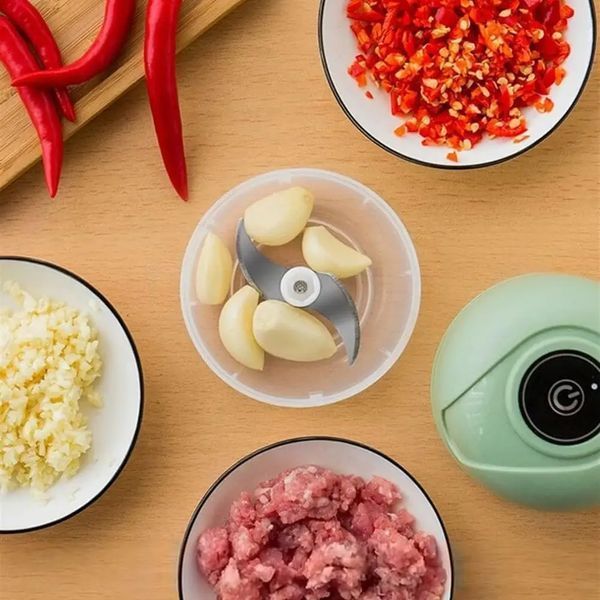 Акумуляторний міні подрібнювач для продуктів 250мл, з USB / Кухонний міні блендер для овочів 5093232 фото