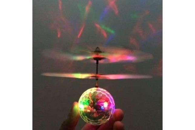 Літаючий м'яч Whirly Ball led 226214 фото